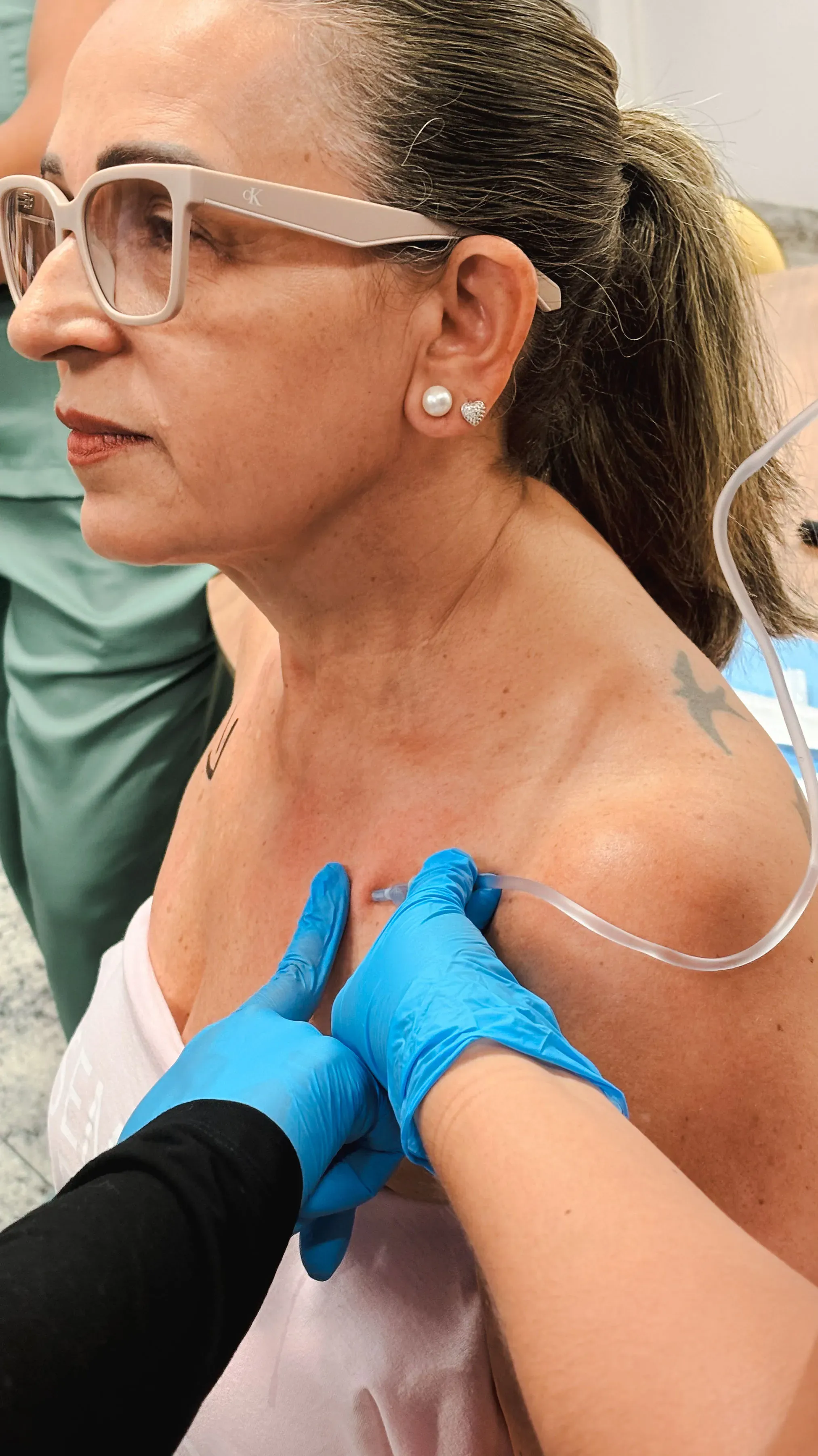 Raquel Eustáquia durante formação em hipodermóclise